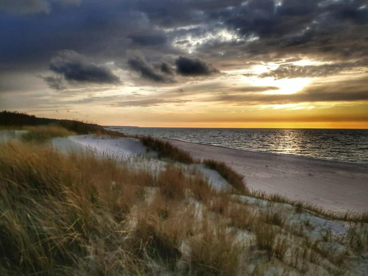 Mistral Przy Plazy Domki Caloroczne Ustka Exterior foto